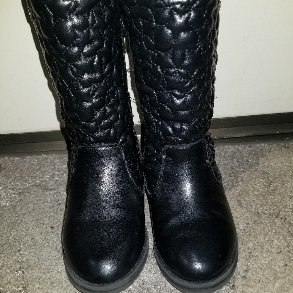 Kids boots